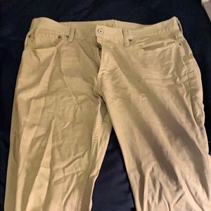 Khaki jeans, Levi Strauss
